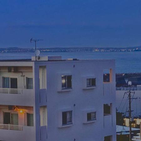 Appartement vent du vent.NJ最上階 à Urasoe Extérieur photo